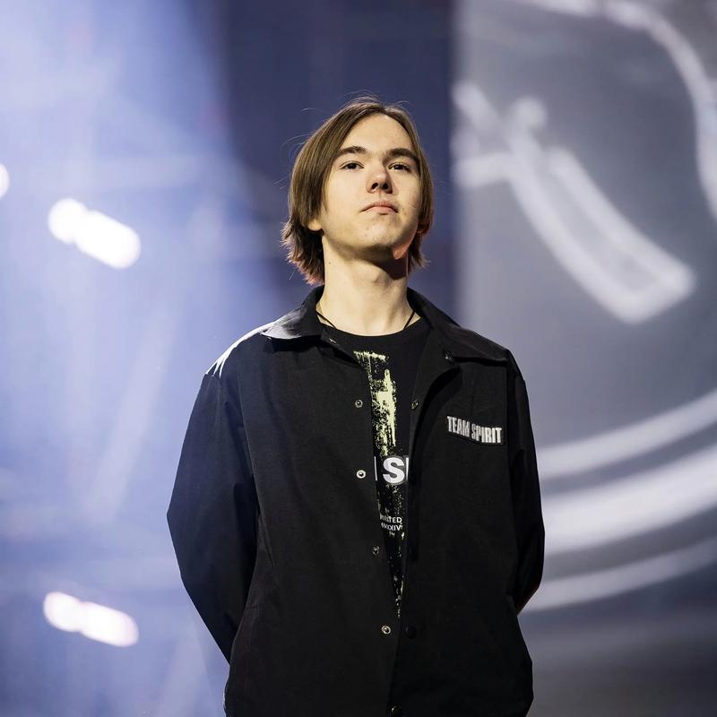 2025LPL夏季赛季后赛战队海报一览：场场皆关键，无畏竞巅峰！